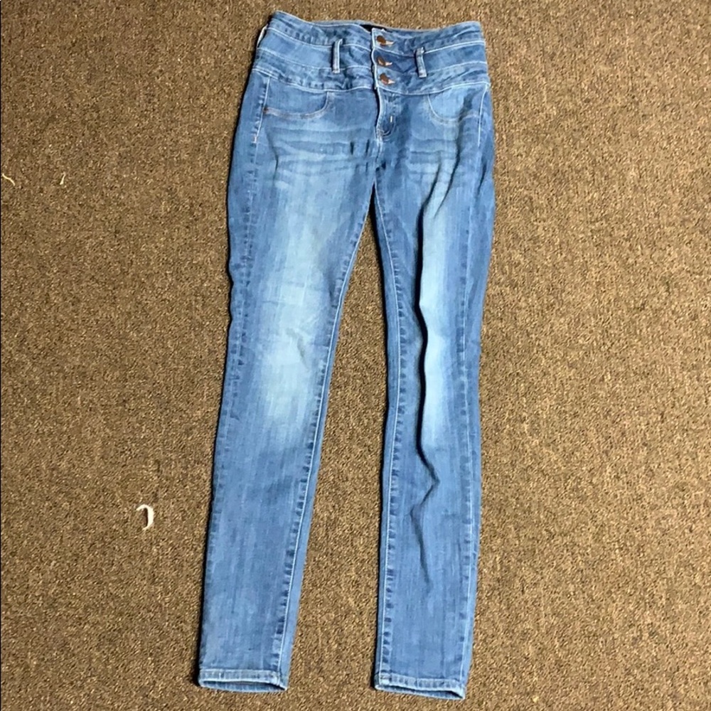 high wasted jeans